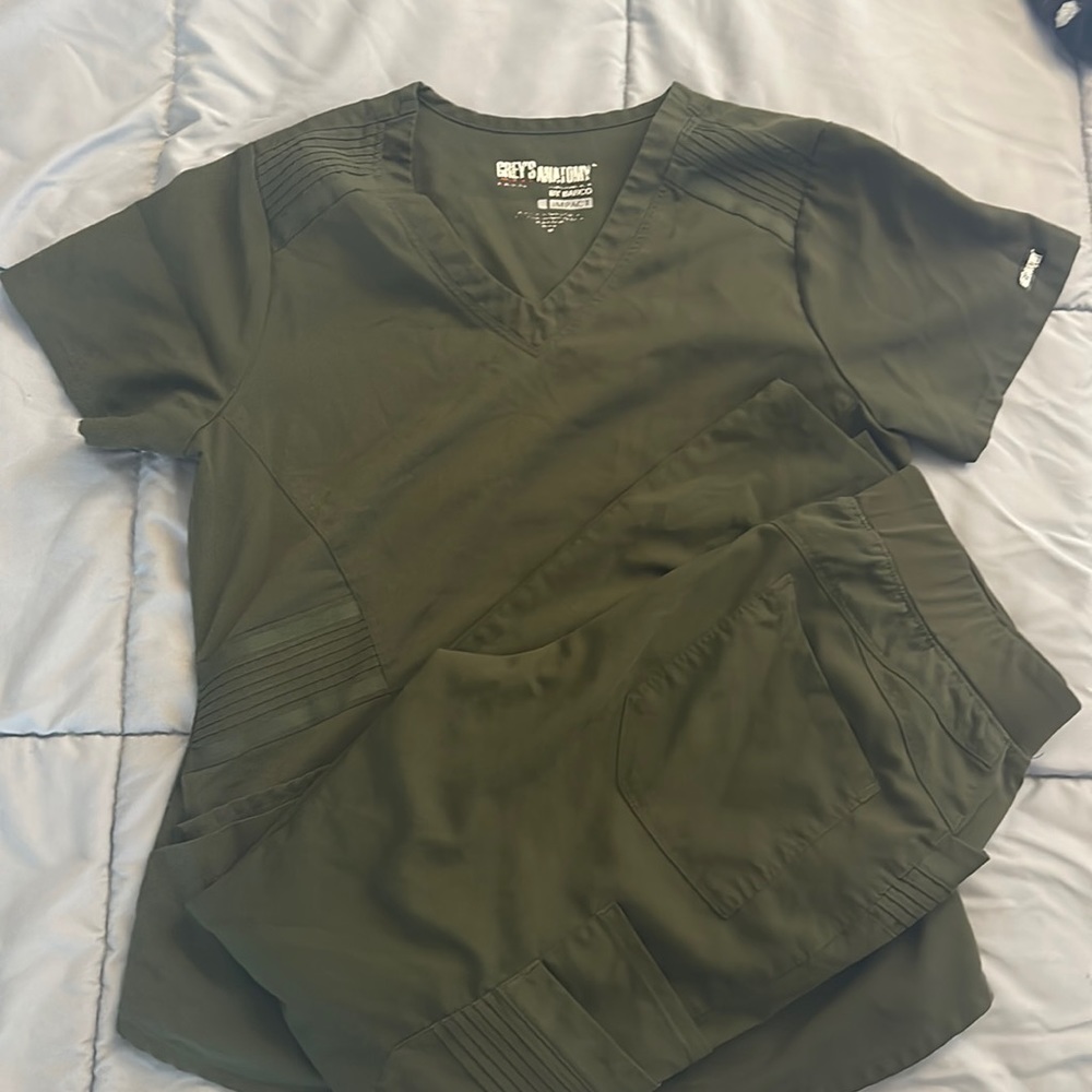 Greys anatomy impact scrubs